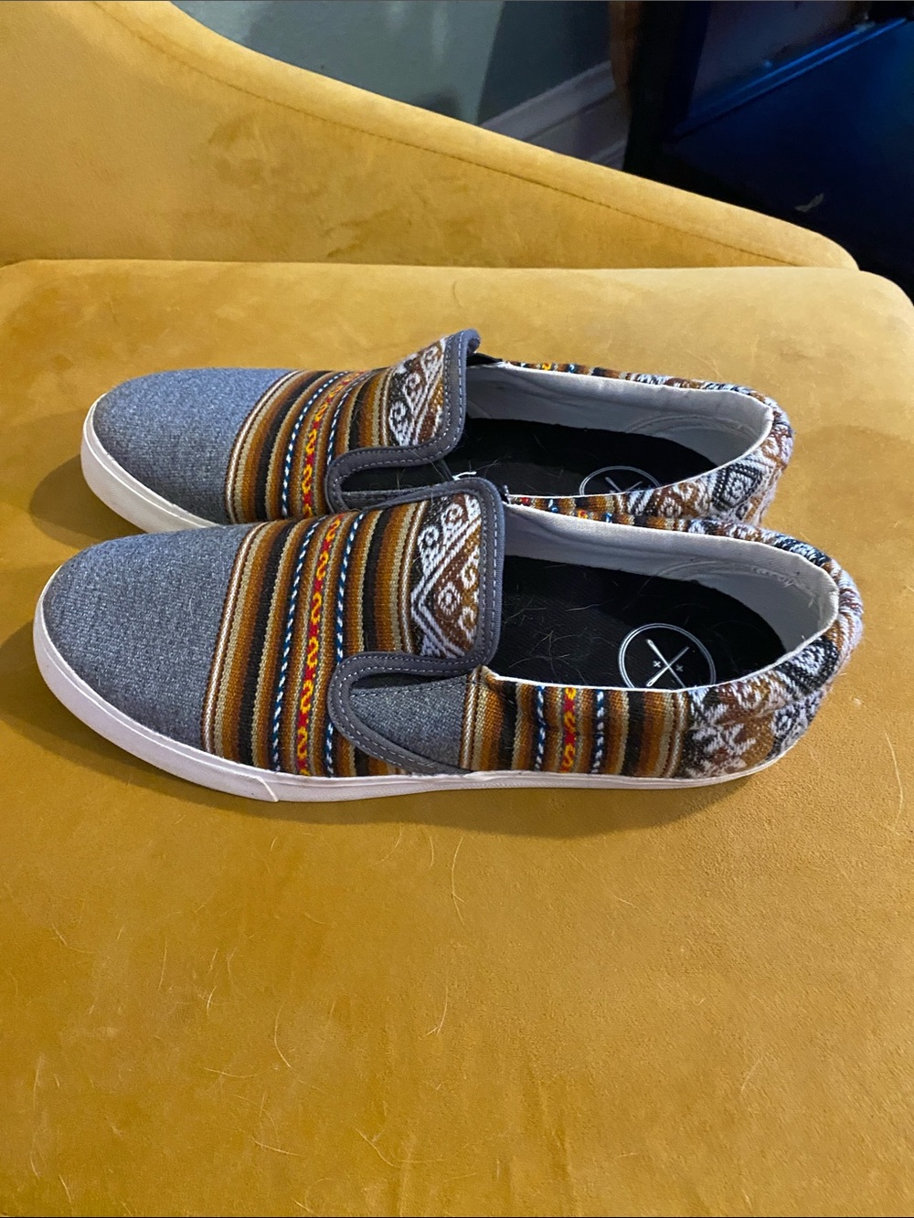 inkkas Gray and Brown Patterned Slip-On Loafers